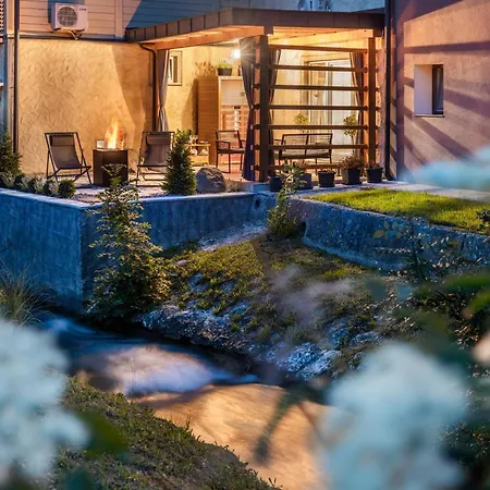 Gabrijel By The Stream Lejlighed