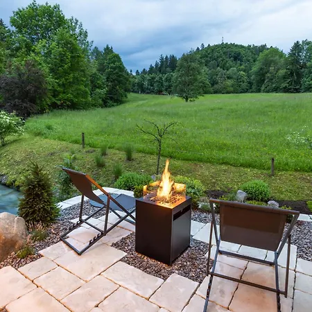 Gabrijel By The Stream Apartma Bled